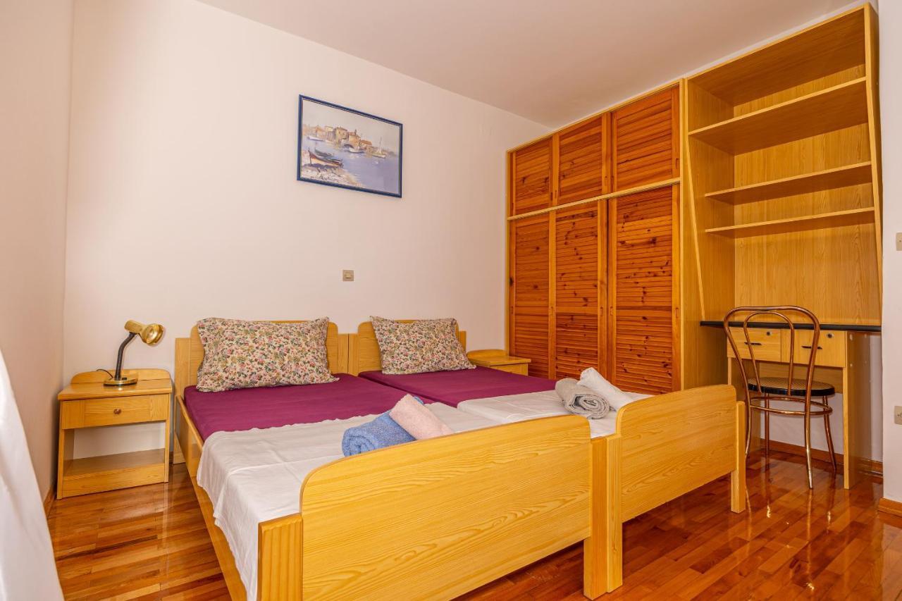Apartments Francoise Crikvenica Eksteriør billede